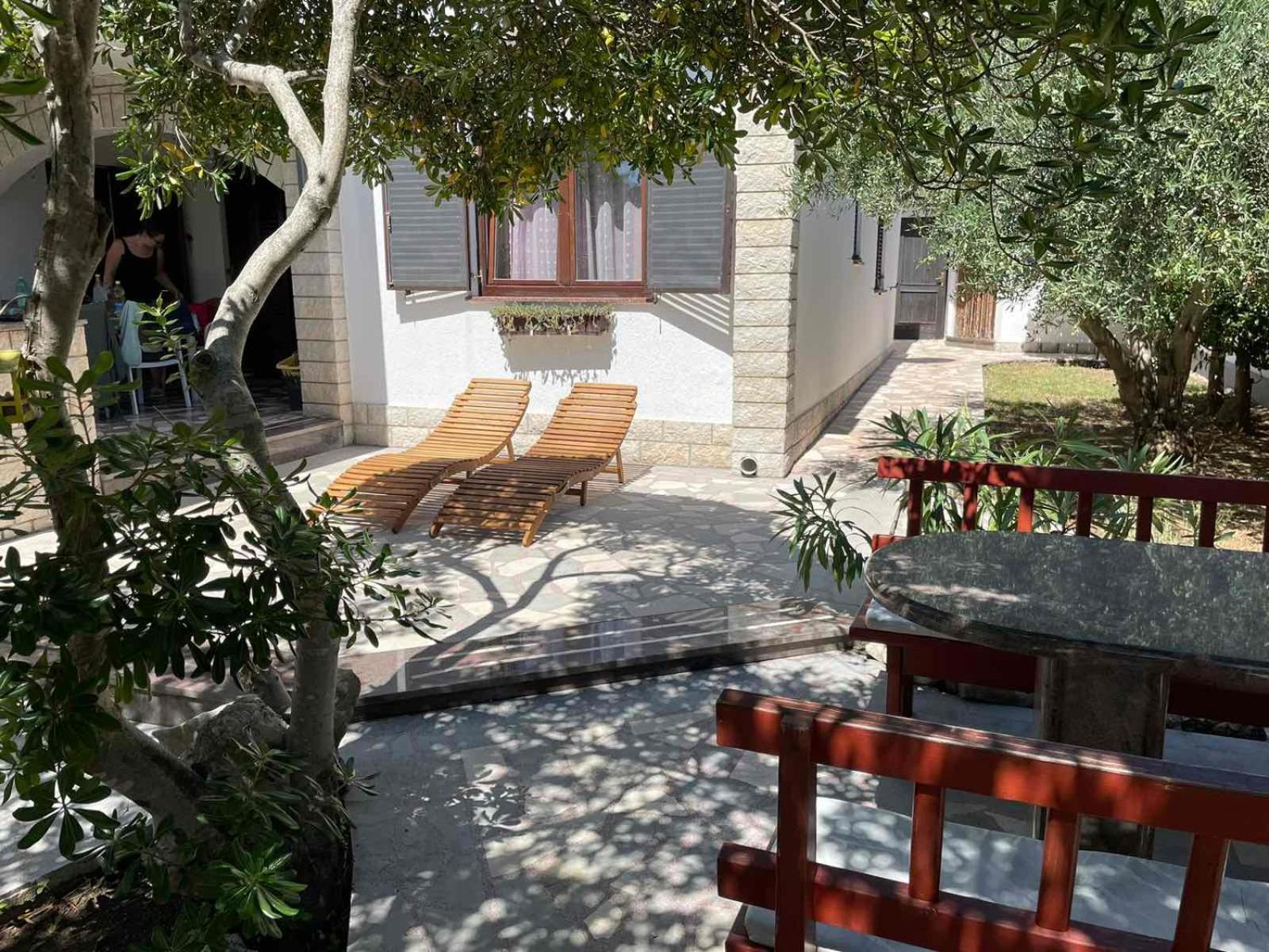 Villa Pagar - With Jacuzzi - Renovated In 2022 포블랴나 외부 사진