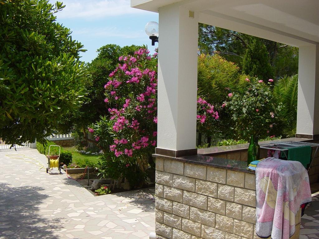 Villa Pagar - With Jacuzzi - Renovated In 2022 포블랴나 외부 사진